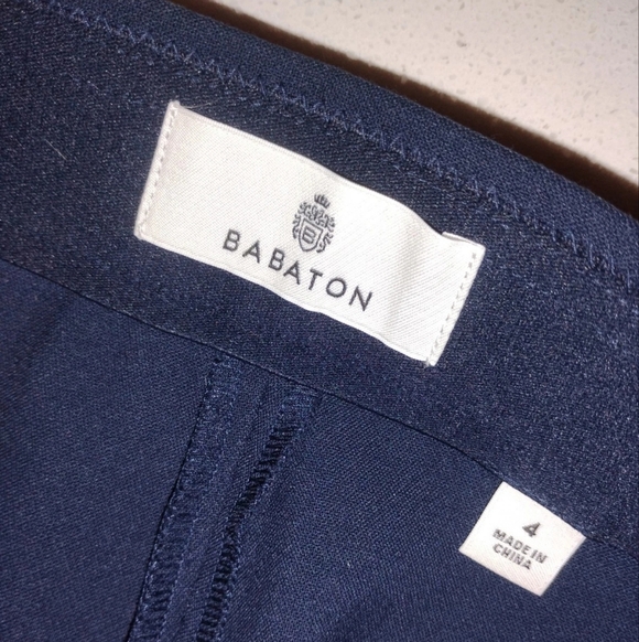 High-waisted slim-fit pants with Zipper ankle - Picture 4 of 6